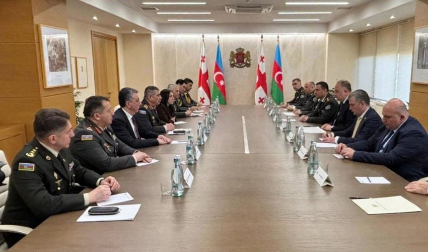 
Defense Ministers of Azerbaijan and Georgia meet