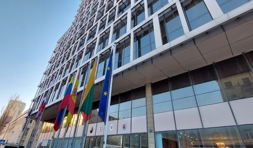 Litvanın Azərbaycandakı səfirliyində konsulluq xidmətləri 3 həftə məhdudlaşdırılacaq
