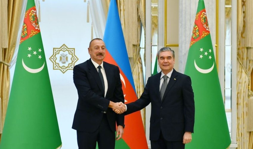 Ильхам Алиев и Гурбангулы Бердымухамедов созвонились