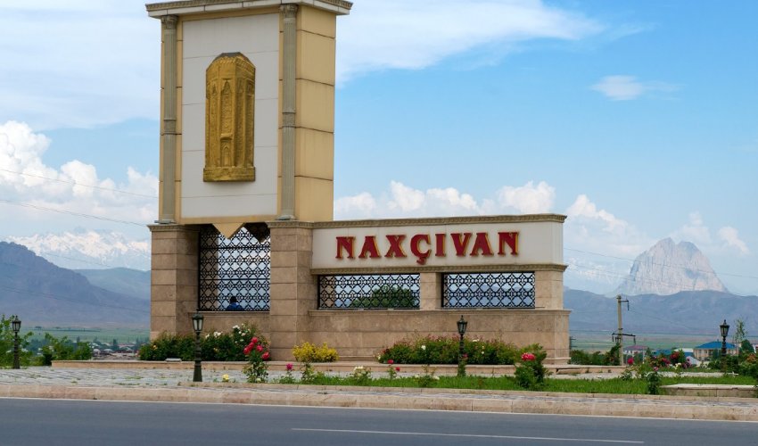 Prezident Naxçıvanla bağlı bəzi qaydaları dəyişib