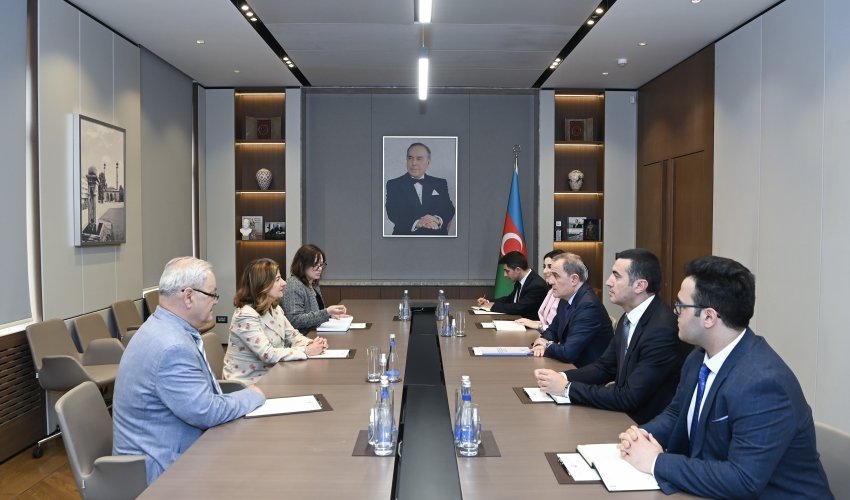 Ceyhun Bayramov Katrin Bomberger ilə görüşüb
