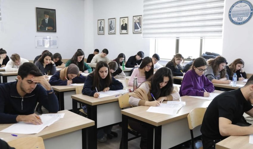 Tələbələrin yerdəyişməsi üzrə sənəd qəbulu başlayıb