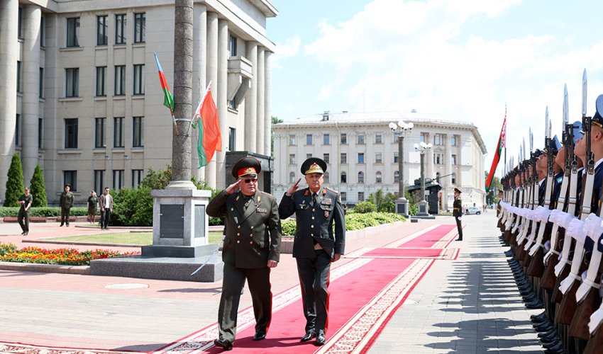 Azərbaycan Ordusunun Baş Qərargah rəisi Belarusda rəsmi səfərdədir