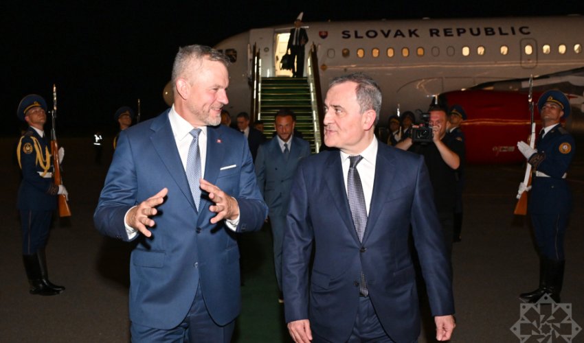Slovakiya Prezidenti Azərbaycana rəsmi səfərə gəlib