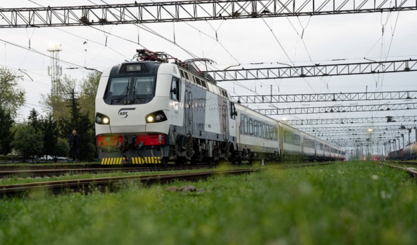Hacıqabulda sərnişin qatarının vurduğu piyada ölüb