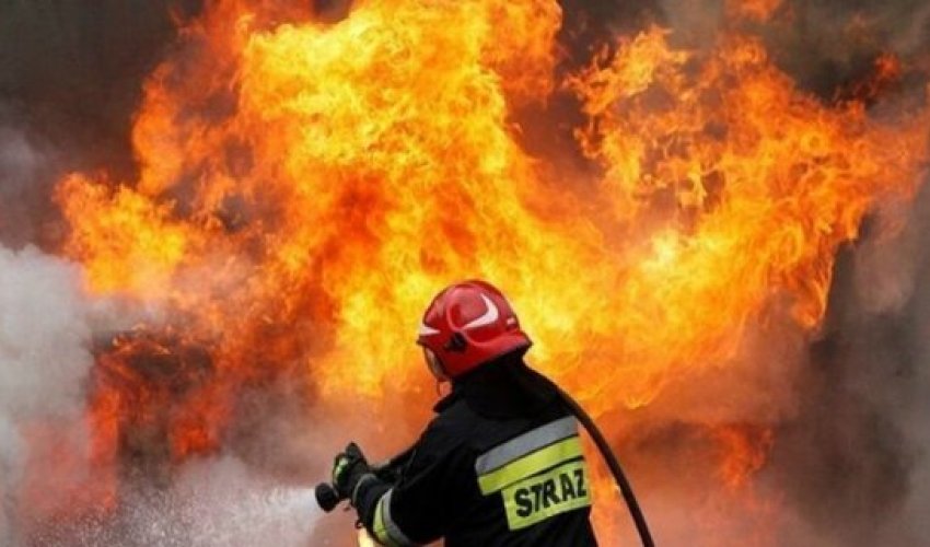 Abşeronda yaşayış kompleksində partlayış olub, sakinlər təxliyə edilir