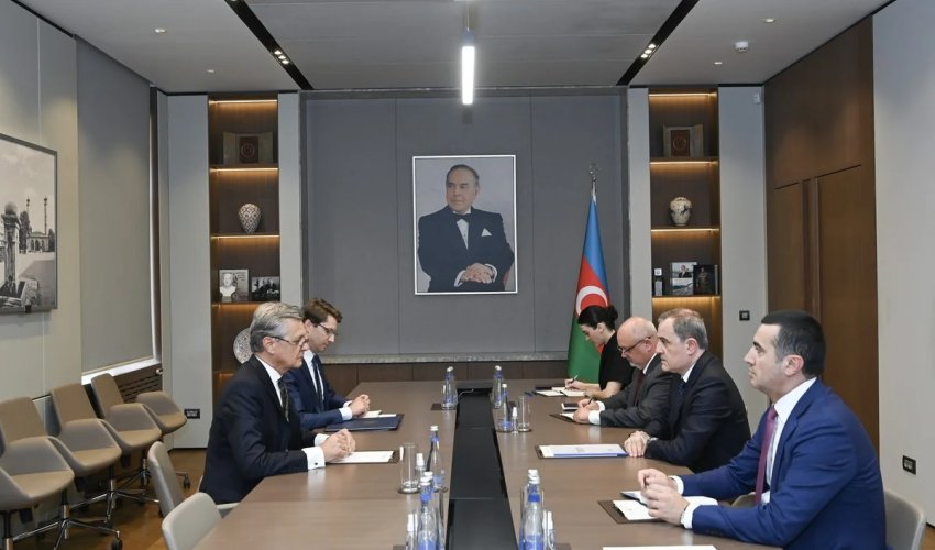 Ceyhun Bayramov Almaniyanın Azərbaycandakı yeni səfirini qəbul edib