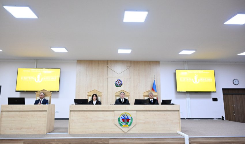 Ermənistan vətəndaşlarının şikayətləri üzrə apellyasiya məhkəməsində hakimlər kollegiyası müşavirəyə gedib