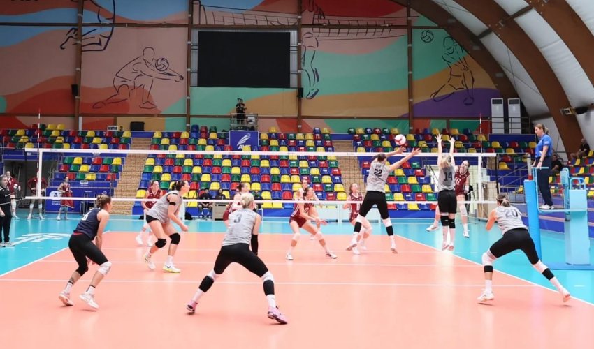 Qadın voleybolçulardan ibarət Azərbaycan millisi Bakıda iki yoxlama oyunu keçirib