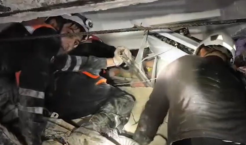 Hövsanda mağazanın tavanı çöküb, xəsarət alan var