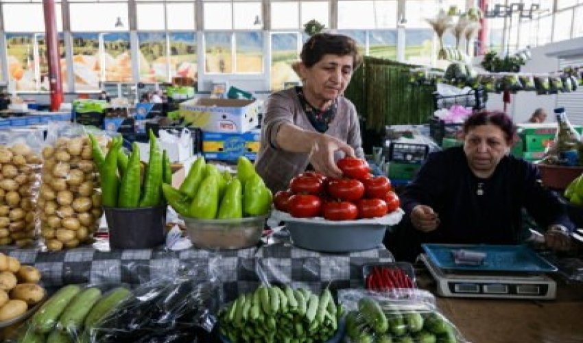 Azerbaijan retail trade hits 32.4 bln manats in H1 2026 as Agdara leads surge