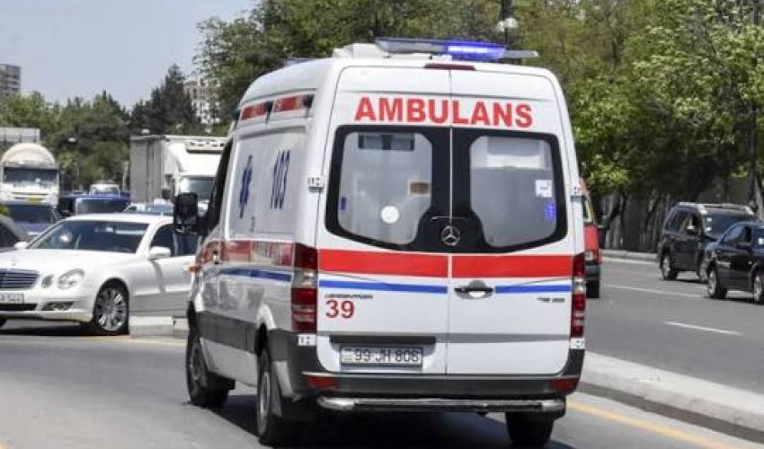 Bakıda azyaşlı dəmir barmaqlıqlar arasında boğularaq ölüb