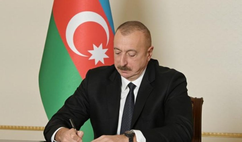 Prezident İlham Əliyev Aleksandr Şarovskinin vəfatı ilə bağlı nekroloq imzalayıb