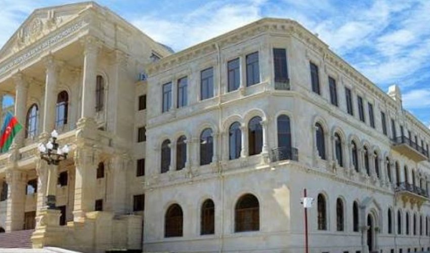 В Хырдалане в жилом доме погибла 19-летняя девушка