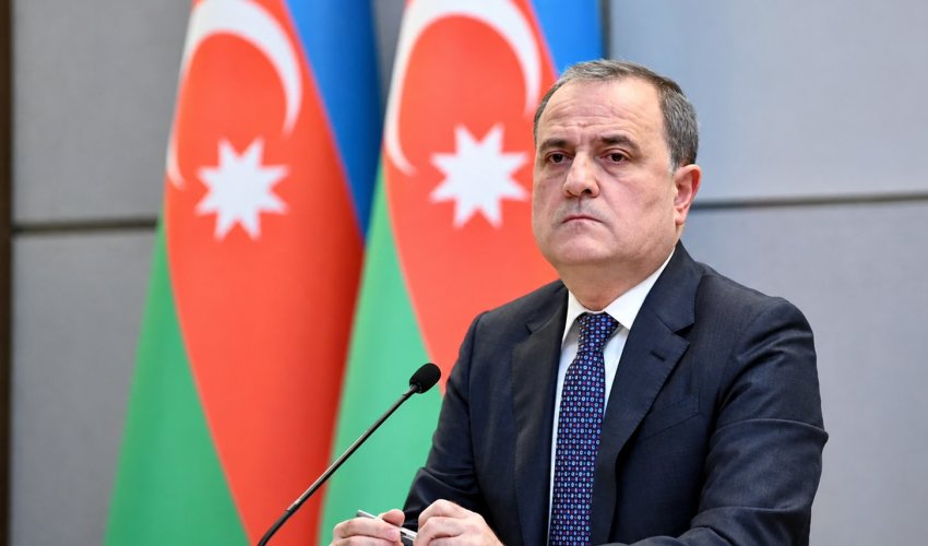 Ceyhun Bayramov dünya iqtisadi liderlərinin qeyri-rəsmi naharında iştirak edib