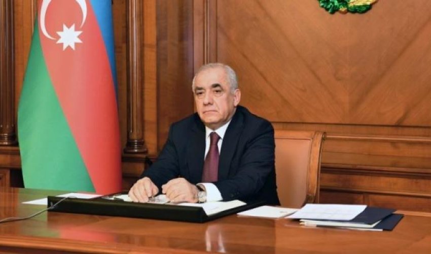 Baş nazir Bakıda 2 bağın birləşməsi ilə bağlı qərar imzalayıb