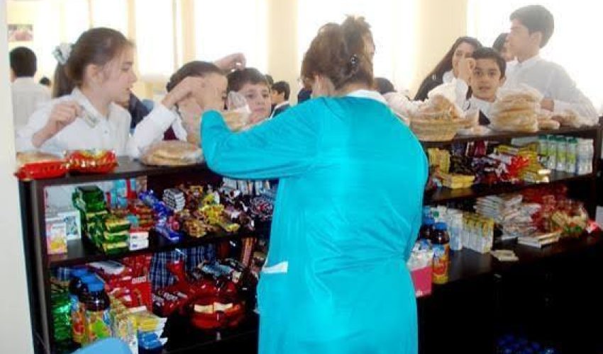 Sumqayıtda vaxtı keçmiş şirniyyatdan zəhərlənən şagirdlərin sayı 21-ə çatıb