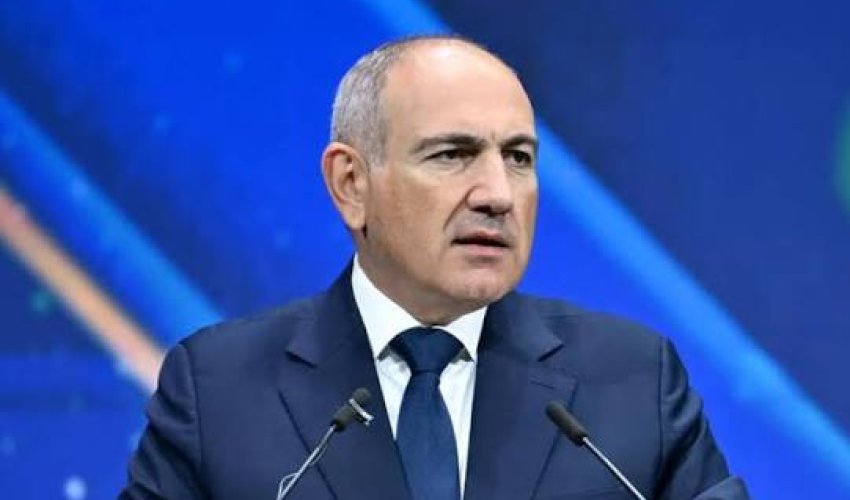 Paşinyan: Azərbaycanla sülh sazişinin imzalanmasına diqqət yetirməliyik