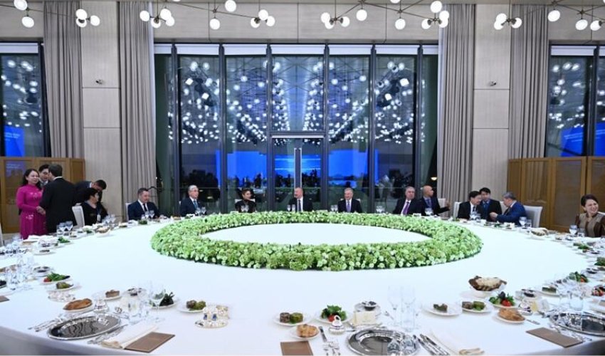Prezident İlham Əliyevin adından AQEM-in 7-ci Zirvə Görüşünün iştirakçılarının şərəfinə şam yeməyi verilib