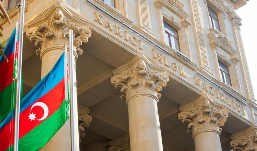 В Азербайджане соболезнуют Испании