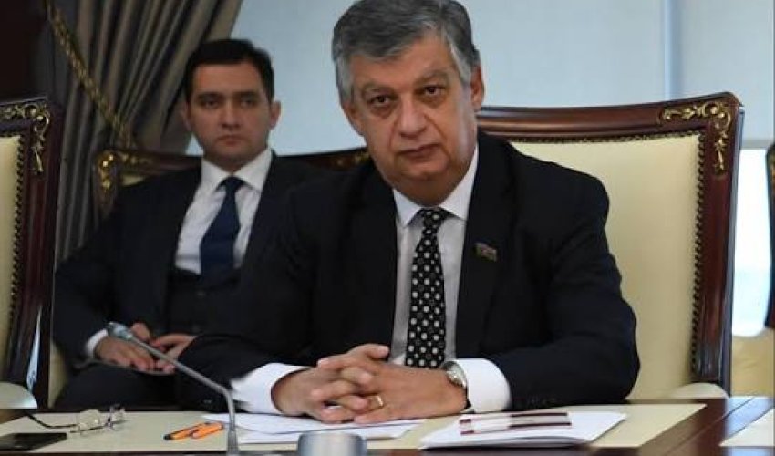 Deputat pulsuz hüquqi yardımda bürokratik maneələrin azaldılmasını istəyir