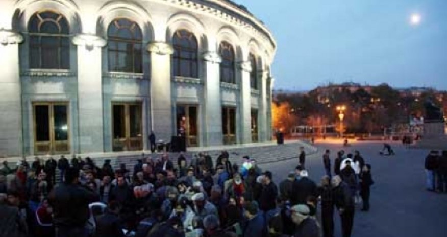 Армянская газовая революция на “Facebook” - ВИДЕО