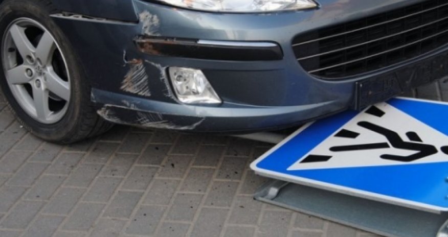 В Баку автомобиль насмерть сбил 62-летнюю женщину