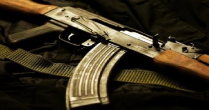 Гость свадьбы в Йемене убил троих, танцуя с оружием под Gangnam Style -ВИДЕО