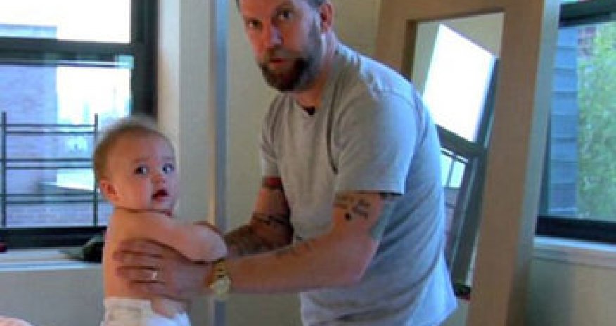 Как бороться с грудным ребенком? -ФОТО+ВИДЕО