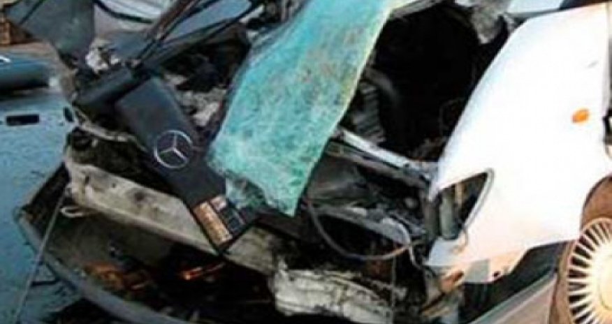 Tələbə avtobusu aşdı: 12 yaralı