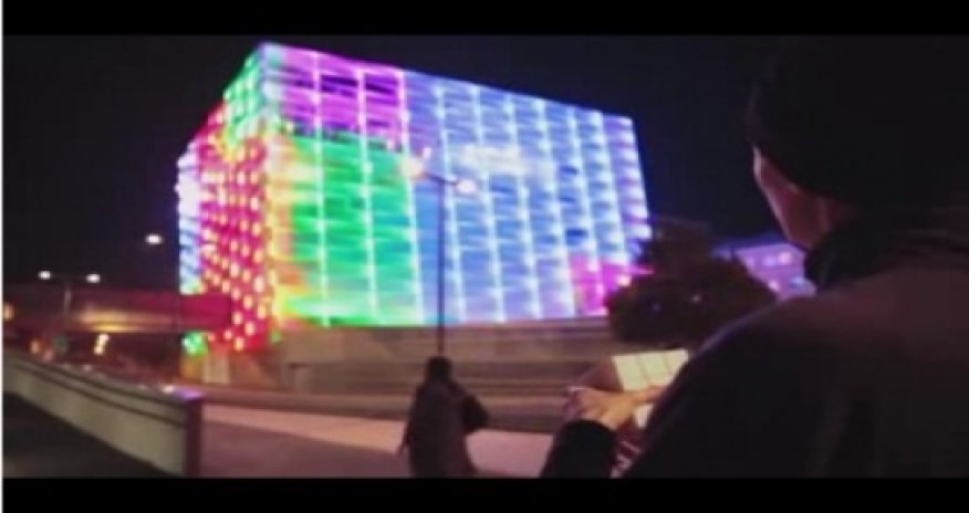 Здание в Австрии - гигантский кубик Рубика -ВИДЕО