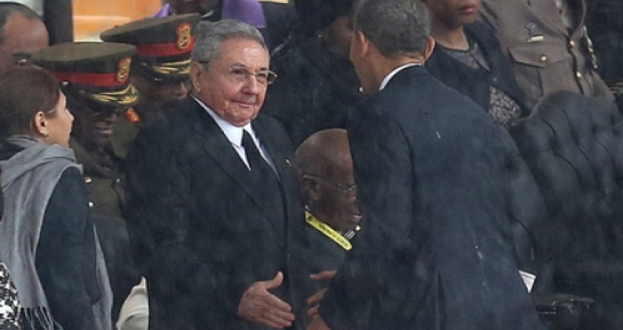 Obama Kuba lideri ilə görüşdüyünə görə tənqid olundu