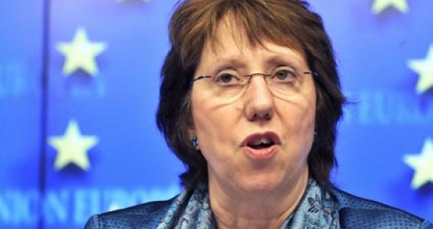 "Yanukoviç etirazçıların tələbi ilə razılaşdı"