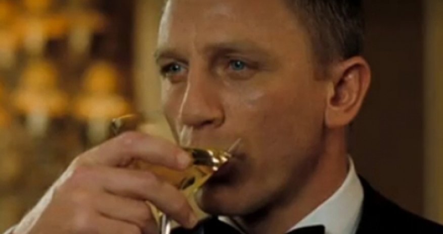 Агент 007 был алкоголиком