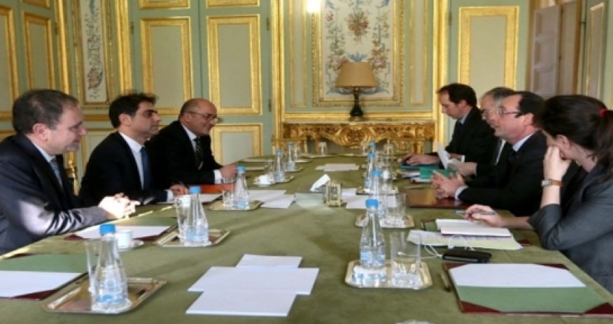 Fransa prezidenti erməni diasporu ilə görüşdü