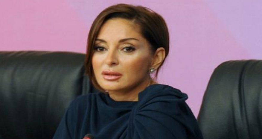 Мехрибан Алиева на концерте «Звезды фестиваля Сан-Ремо»