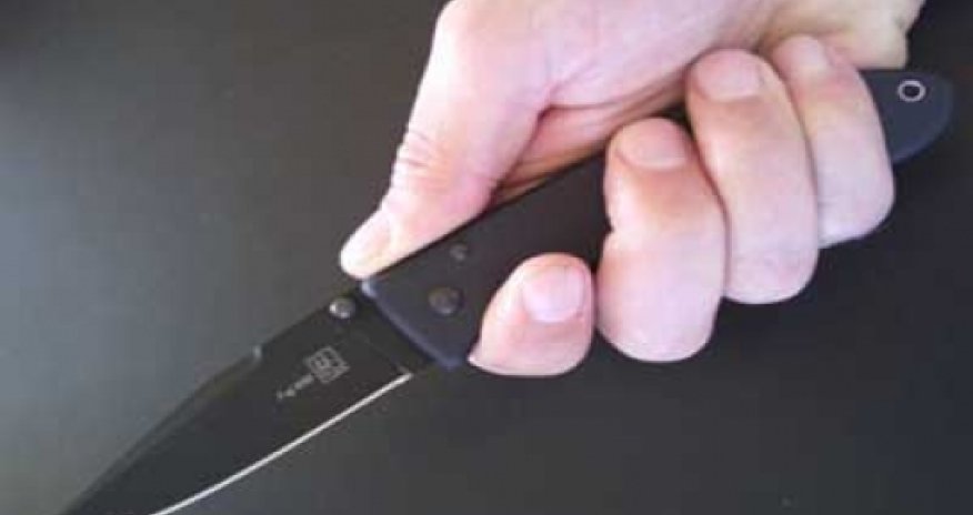 Bakıda xəstəxanada tibb bacıları bıçaqlaşdı - İnanılmaz olay