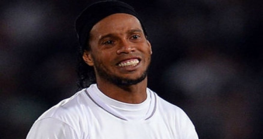 Ronaldinyo "Beşiktaş"ı rədd etdi