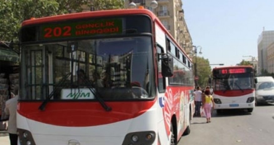 Началось применение карт для оплаты проезда на автобусах