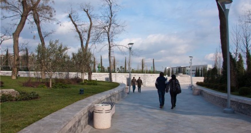 Bakıda əsrarəngiz park - FOTOLAR