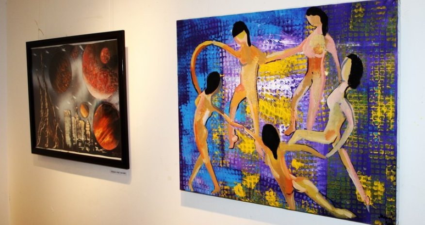 Молодые художники пародируют жемчужины мировой живописи - ФОТО + ВИДЕО