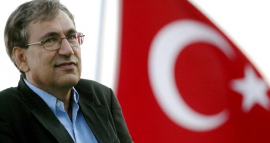 Orxan Pamuk: “Kimin iqtidara gəlməsi məni maraqlandırmır”