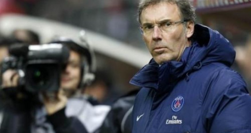 UEFA baş məşqçini cəzalandırdı