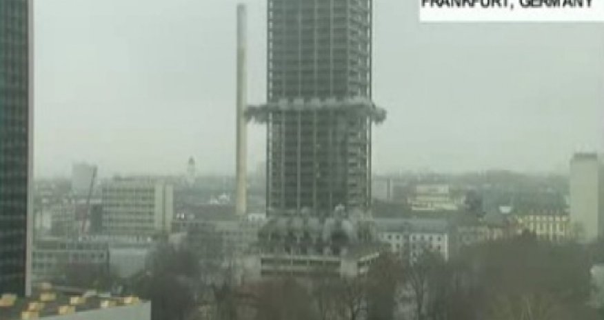 В Германии разрушен 116-метровый небоскреб -ВИДЕО