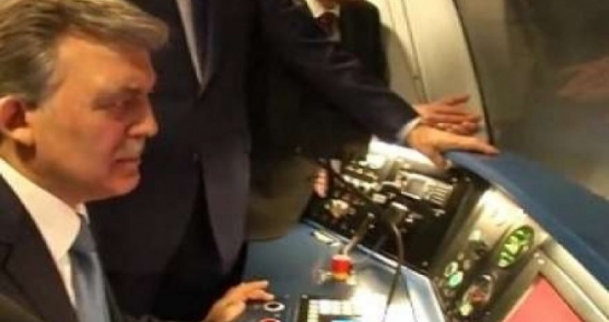 Abdulla Gül qatar sürdü – VİDEO