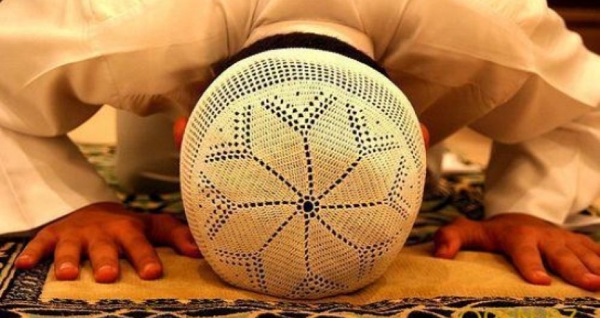 В Иране создали робота, совершающего намаз -ВИДЕО