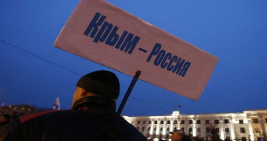 Krım parlamenti qərar verdi: Rusiyaya birləşirik