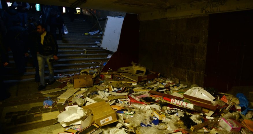 Metroda Tağı Əhmədovun "miras"ı sökülür - FOTOLAR