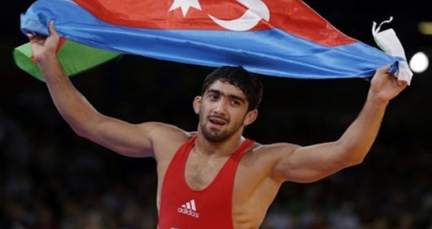 Олимпийский чемпион Азербайджана проиграл первый бой