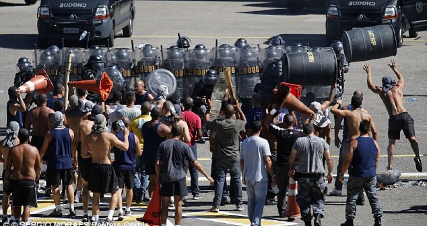 Soccer fan is killed instantly by a TOILET BOWL - PHOTO+VIDEO